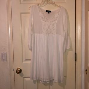 White summer dress with cold shoulders